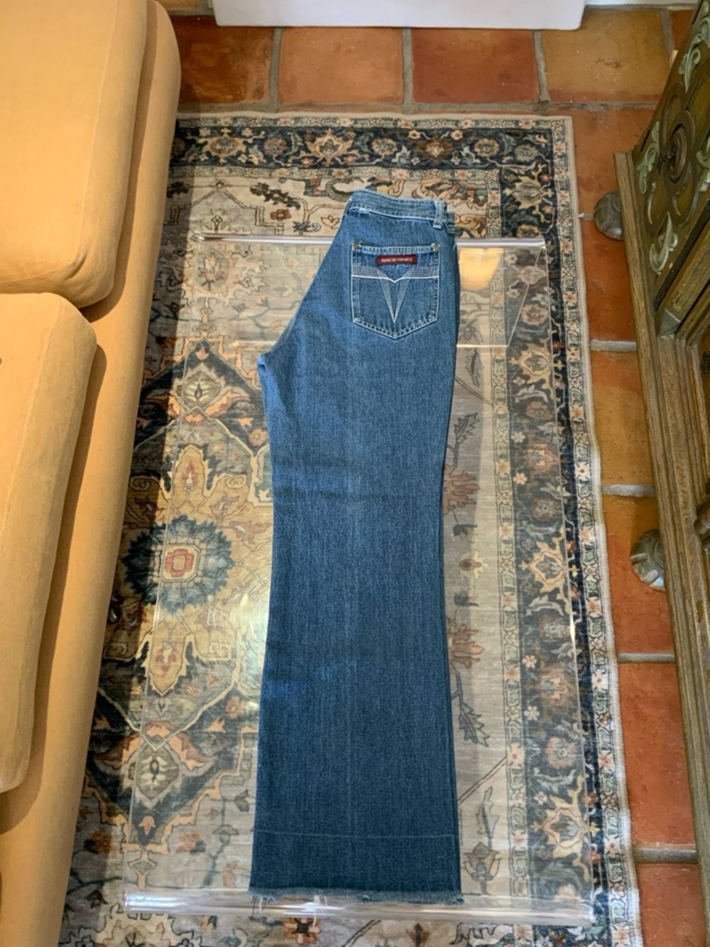 Vintage-Style Blue Denim Women’s Jeans